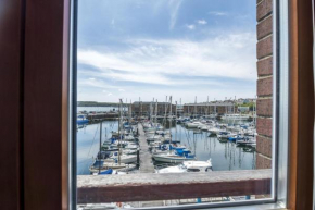 Marina View - 3 Bedroom Apartment - Milford Marina, Milford Haven